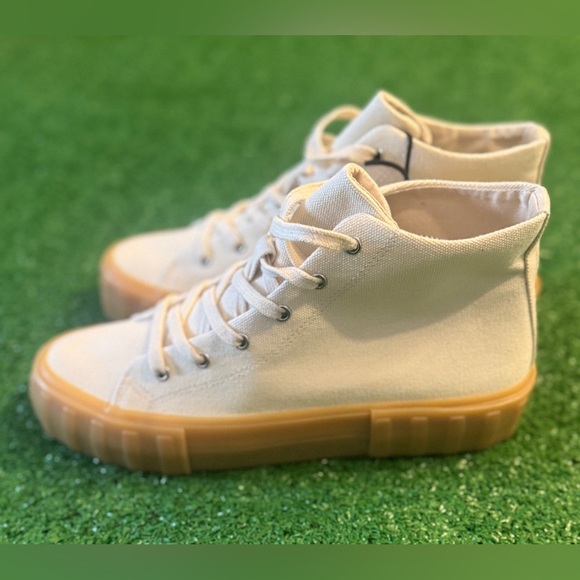 ZARA | Women's White Canvas Sneakers cream Sz 40 - Picture 2 of 7